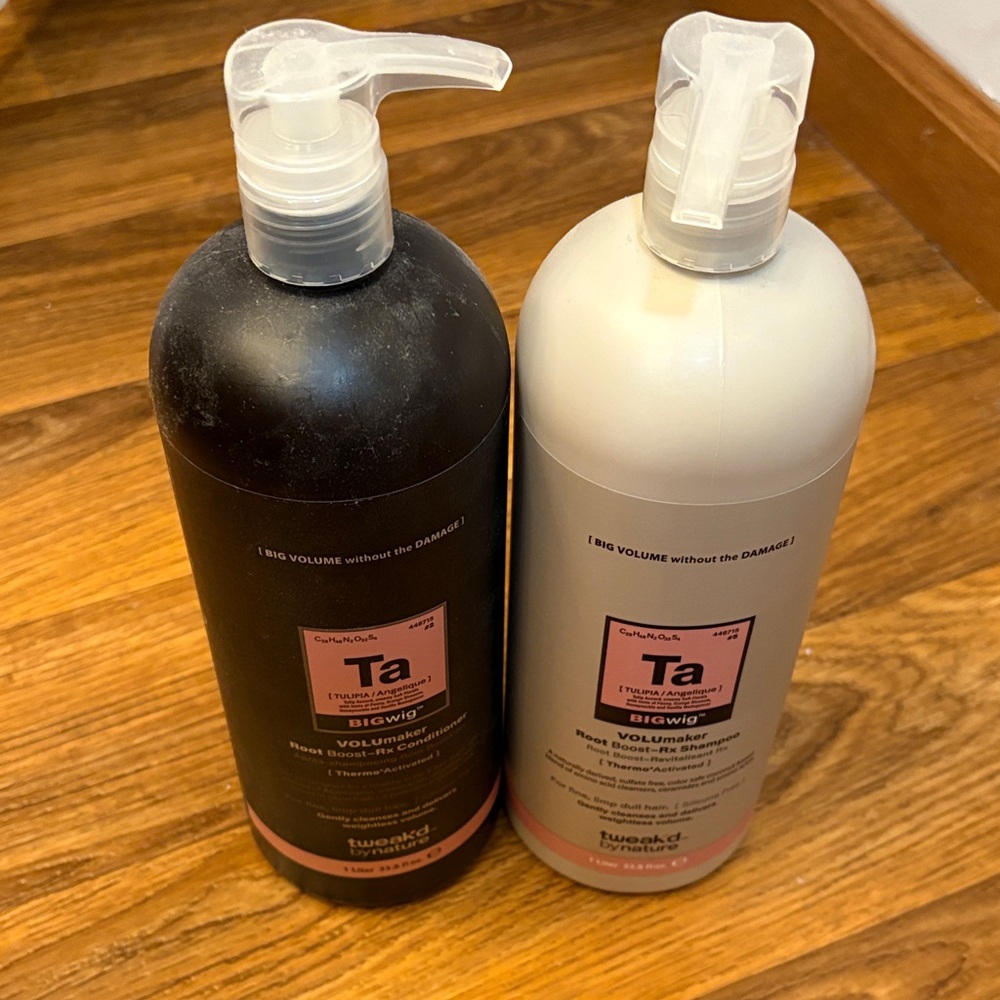 Tweak'd by Nature Shampoo and Conditioner Set